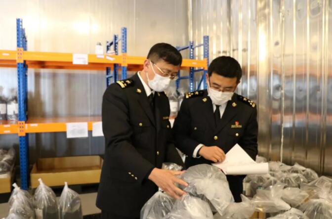 <a href='http://www.cdjdkj.cn' title='危險品運輸' >危險品運輸</a>
